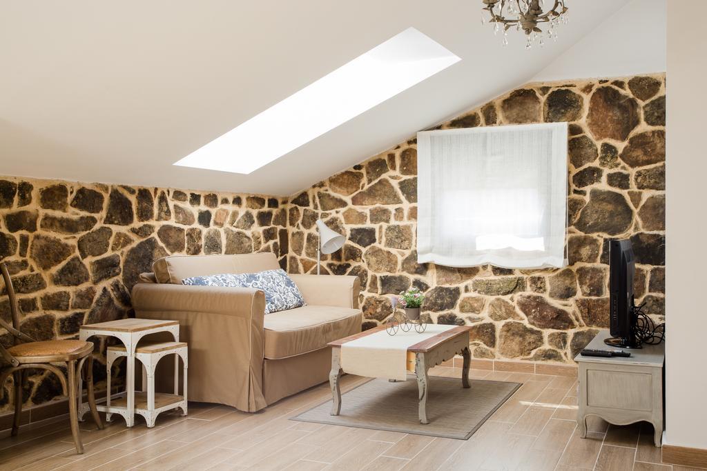 Casa Rural Pico De Los Haces Soria Room photo
