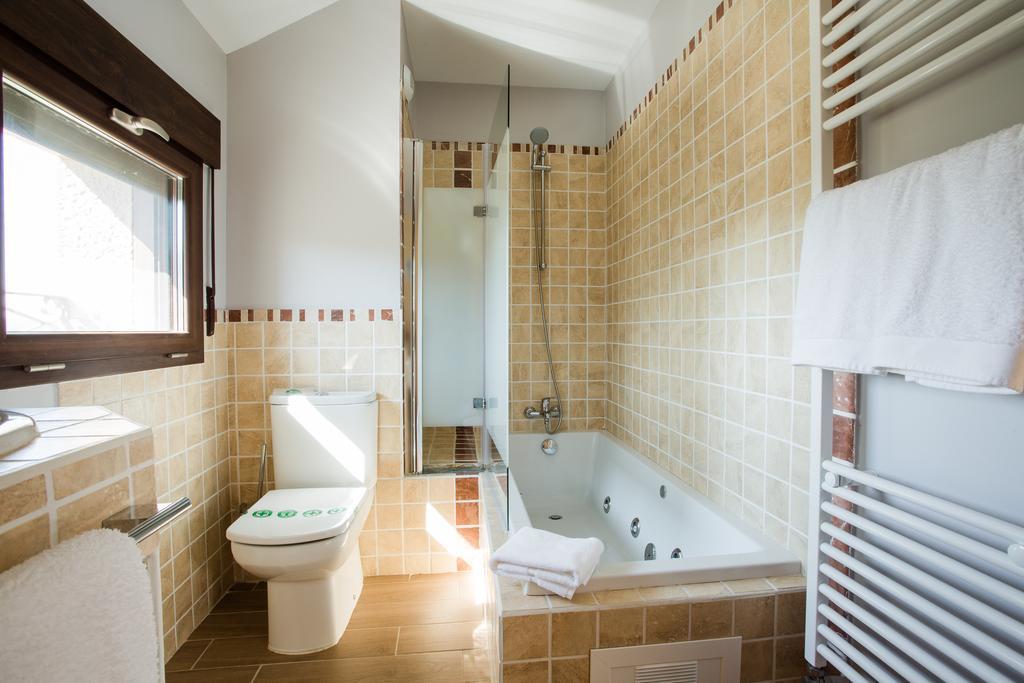 Casa Rural Pico De Los Haces Soria Room photo